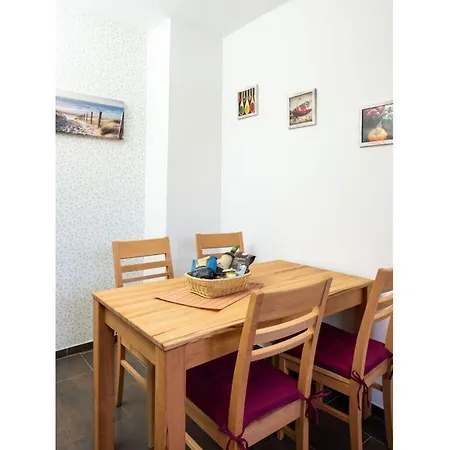 Holiday home Ostfriesland To Huus Hinte